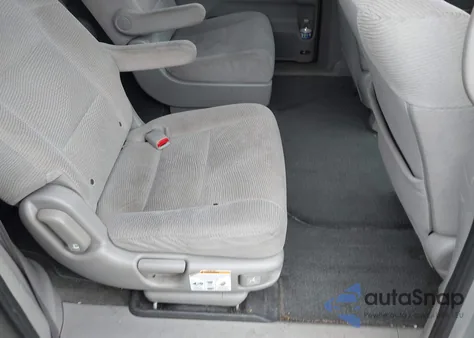 2011 Honda Odyssey Lx z USA, uszkodzony, nr VIN 5FNRL5H2XBB065217